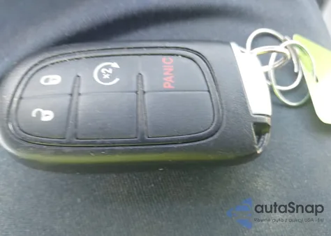 2017 Jeep Cherokee Limited 4X4 z USA, uszkodzony, nr VIN 1C4PJMDS7HW505198